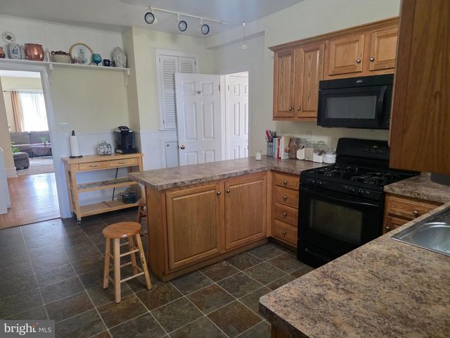 55 S HAZEL, Manheim, PA 17545