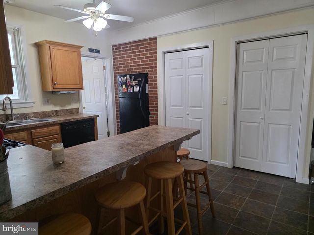 55 S HAZEL, Manheim, PA 17545