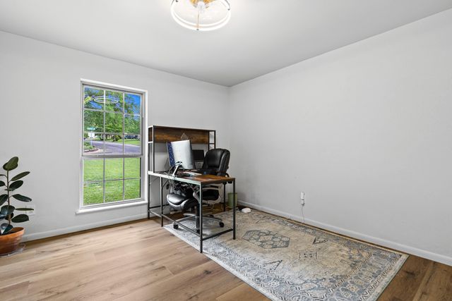 2807 Clendenen, Longview, TX 75605