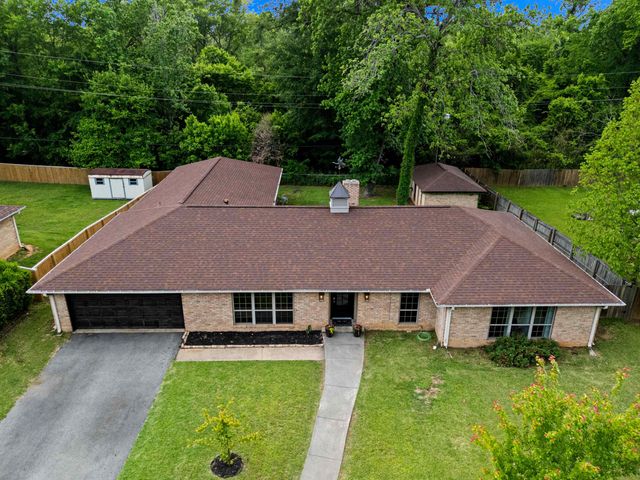 2807 Clendenen, Longview, TX 75605
