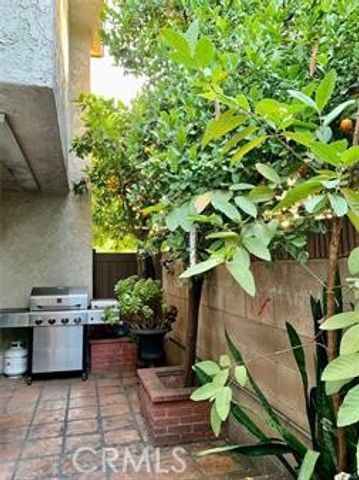 1226 S Mayflower Unit A, Monrovia, CA 91016