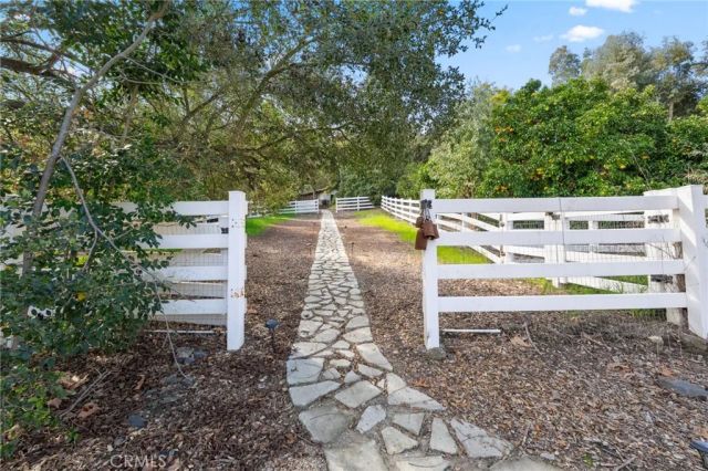 25805 Avenida Del Oro, Temecula, CA 92590