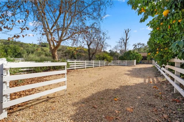 25805 Avenida Del Oro, Temecula, CA 92590