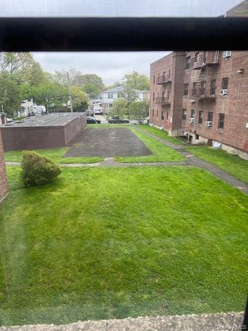 46-31 215th Place 2C, Bayside, NY 11361