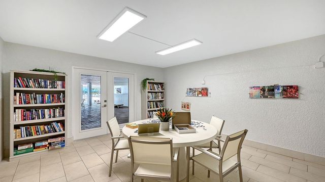 1145 GULF OF MEXICO DRIVE 301, Longboat Key, FL 34228