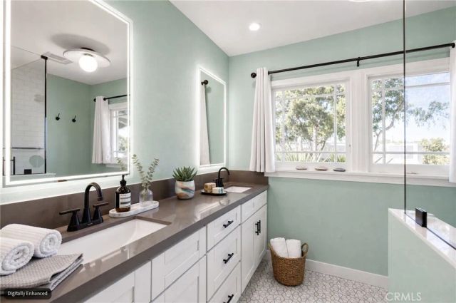 1104 W Palm Avenue, Orange, CA 92868