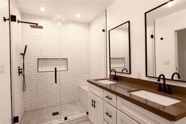 1104 W Palm Avenue, Orange, CA 92868