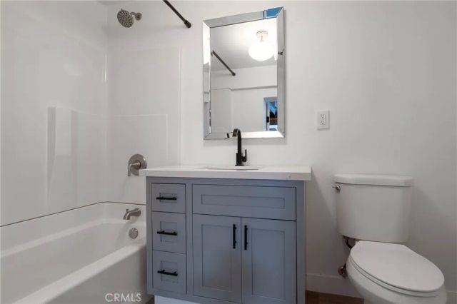 1104 W Palm Avenue, Orange, CA 92868