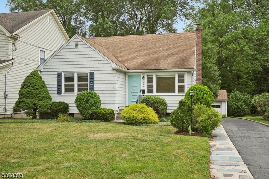 24 GREENFIELD AVE, Summit City, NJ 07901