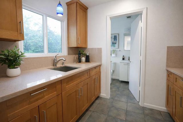 251 Lassen Drive, San Bruno, CA 94066