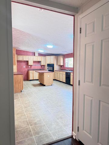 977 Macon Lane, Walterboro, SC 29488