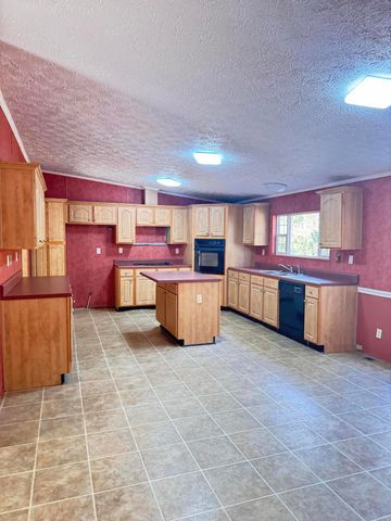 977 Macon Lane, Walterboro, SC 29488