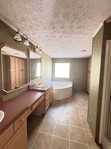 977 Macon Lane, Walterboro, SC 29488