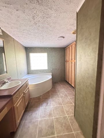 977 Macon Lane, Walterboro, SC 29488