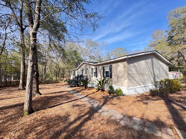 977 Macon Lane, Walterboro, SC 29488