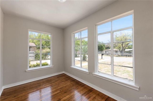 1305 Quince Avenue, Mcallen, TX 78501