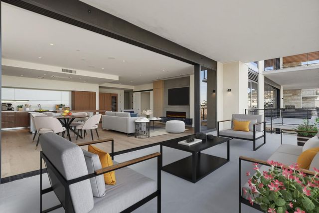 4849 N Camelback Rdg Drive B302, Scottsdale, AZ 85251