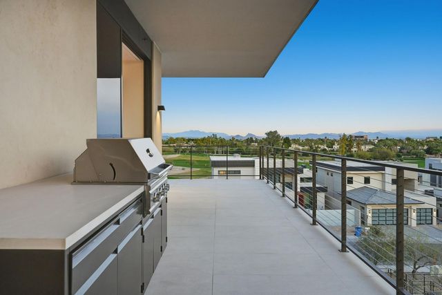 4849 N Camelback Rdg Drive B302, Scottsdale, AZ 85251