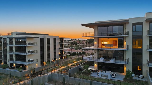 4849 N Camelback Rdg Drive B302, Scottsdale, AZ 85251