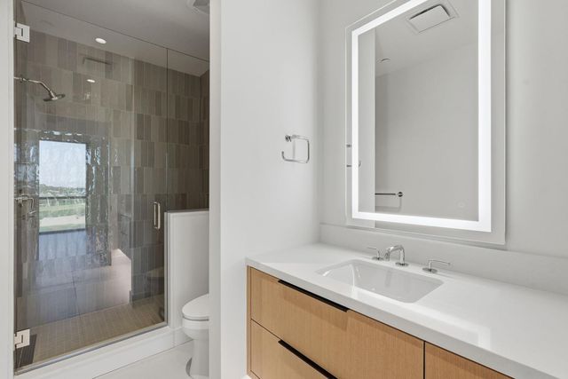 4849 N Camelback Rdg Drive B302, Scottsdale, AZ 85251