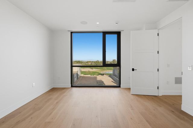 4849 N Camelback Rdg Drive B302, Scottsdale, AZ 85251