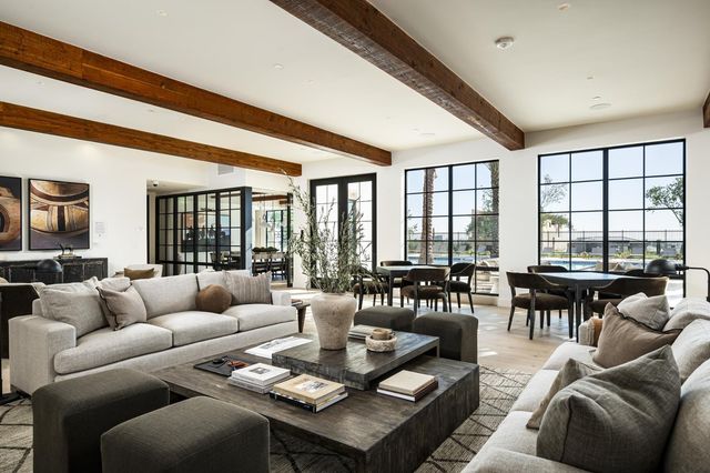 4849 N Camelback Rdg Drive B302, Scottsdale, AZ 85251