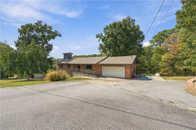 17272 Highway 12, Rogers, AR 72756