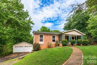 71 Cub Road, Asheville, NC 28806