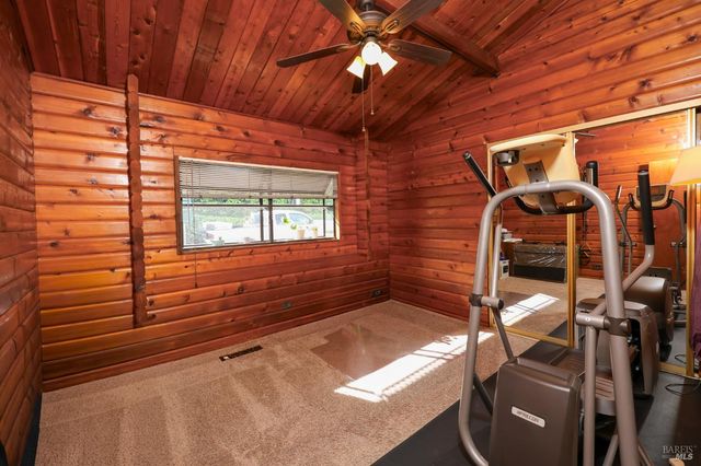 11 Green Point Ln, Novato, CA 94945