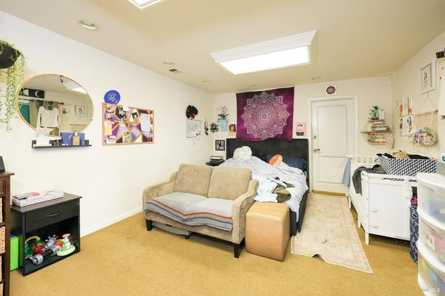 11 Green Point Ln, Novato, CA 94945