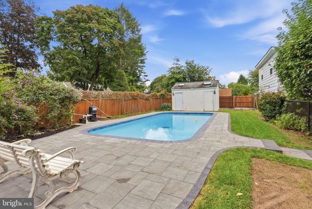 306 COMLY AVE, Langhorne, PA 19047