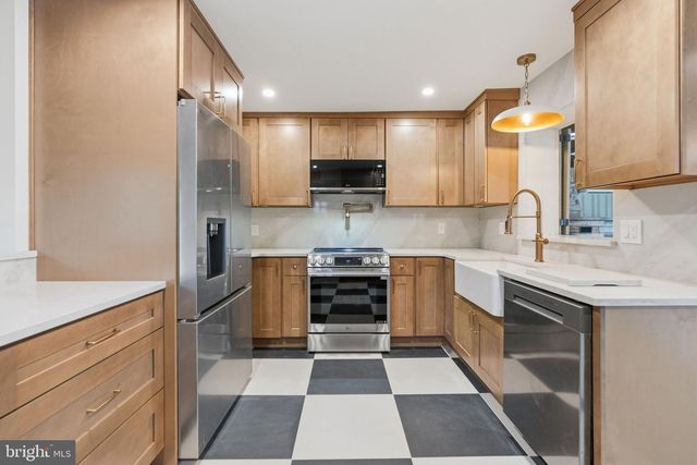 306 COMLY AVE, Langhorne, PA 19047
