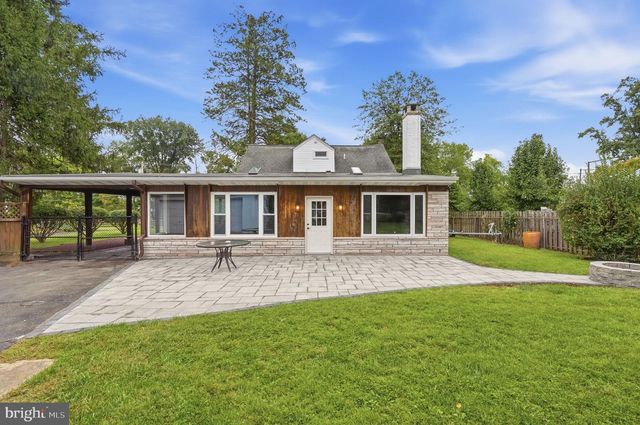 306 COMLY AVE, Langhorne, PA 19047