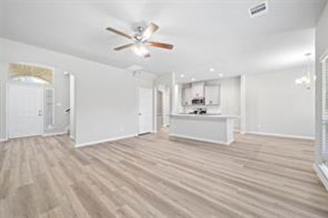 513 Emerald Thicket Lane, Huffman, TX 77336