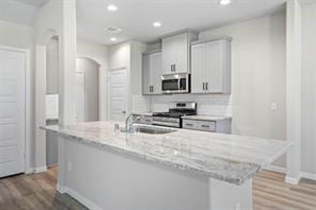 513 Emerald Thicket Lane, Huffman, TX 77336