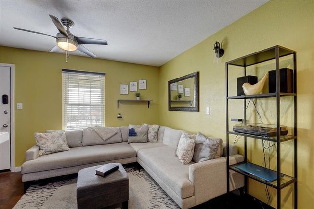 2302 East Side DR 20, Austin, TX 78704