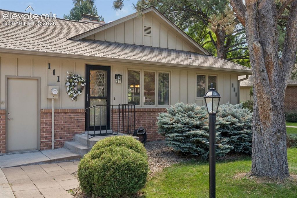 111 Miramar Drive, Colorado Springs, CO 80906 — photo 2