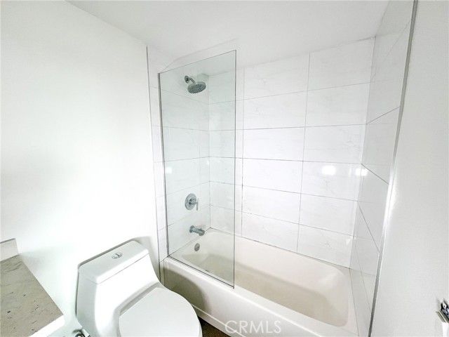 1183 Crenshaw Boulevard 201, Los Angeles, CA 90019