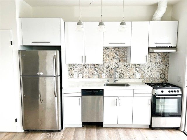 1183 Crenshaw Boulevard 201, Los Angeles, CA 90019