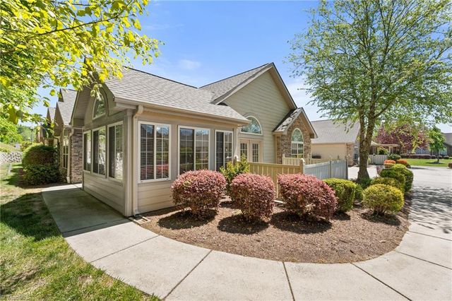 4267 Plantation Ridge Lane, Greensboro, NC 27409