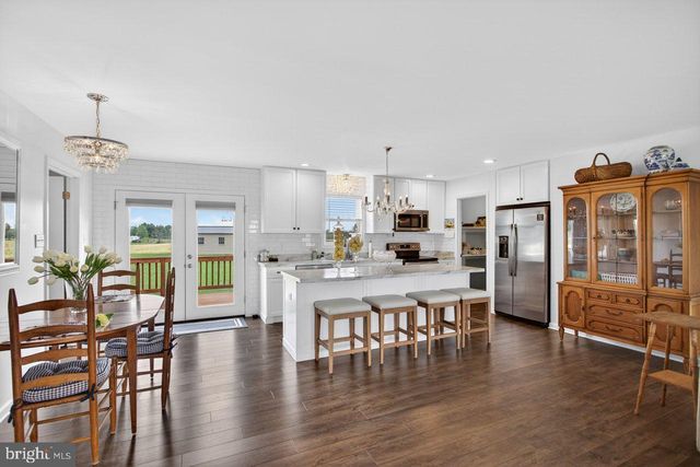 137 HOOVER RD, Woodstock, VA 22664