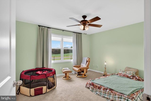 137 HOOVER RD, Woodstock, VA 22664
