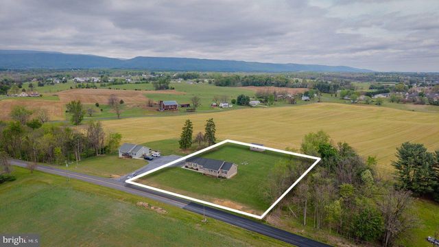 137 HOOVER RD, Woodstock, VA 22664