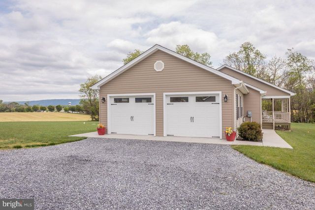 137 HOOVER RD, Woodstock, VA 22664