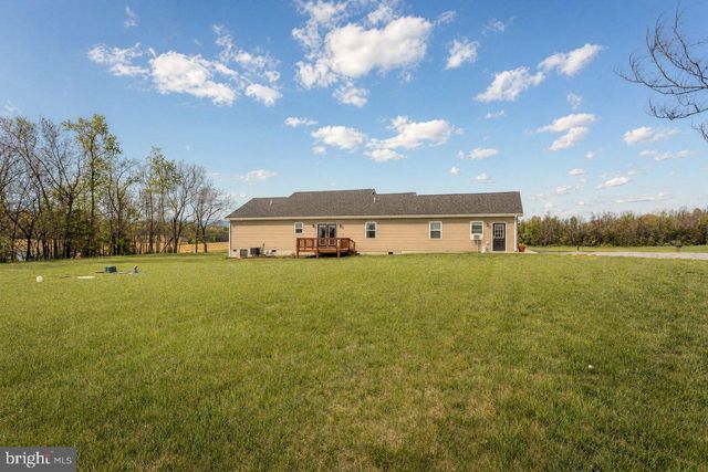 137 HOOVER RD, Woodstock, VA 22664