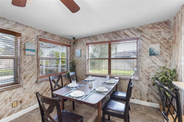 2307 N WELLESLEY DRIVE, Bradenton, FL 34207