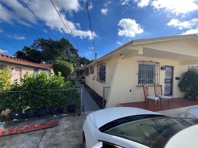 733 NW 33rd Ave, Miami, FL 33125