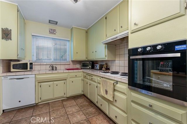 1273 E Appleton St 3, Long Beach, CA 90802