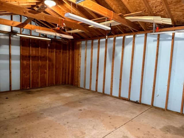 905 Brentwood Drive, Joliet, IL 60435