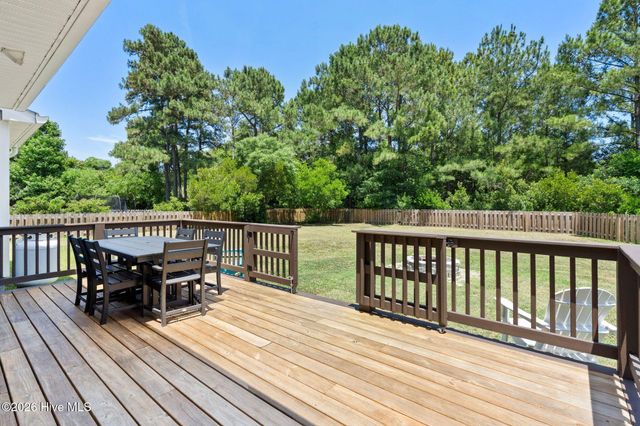 147 Snow Goose Lane, Sneads Ferry, NC 28460
